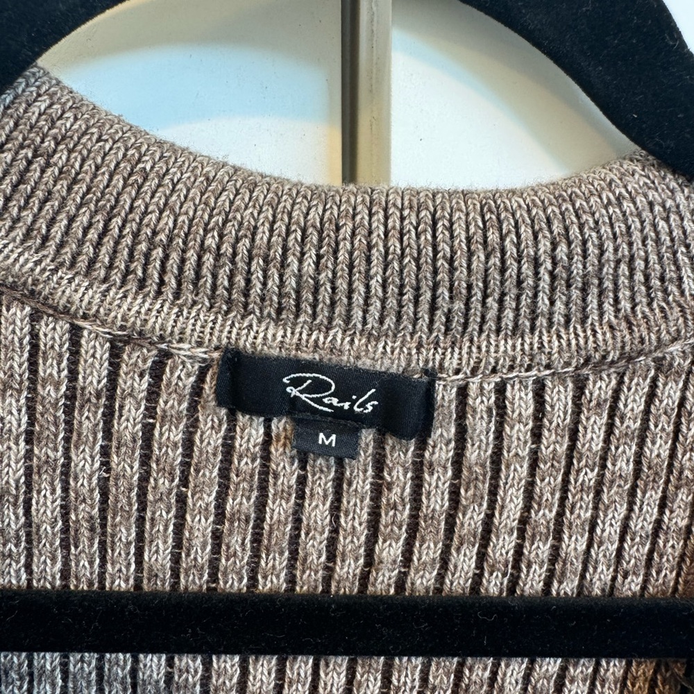 Rails Brown Ribbed V-Neck Button Cardigan - Picture 2 of 4